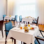 Opohotel Porto Aeroporto 4*