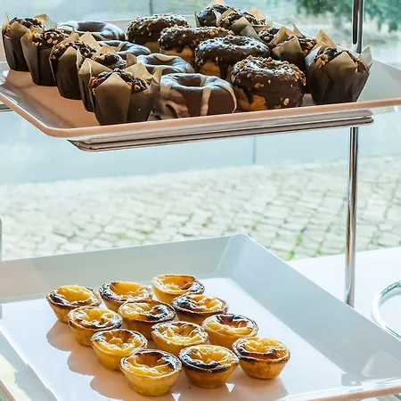 Ap Aeroporto Porto Hotel Maía