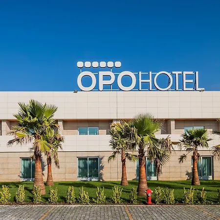 Ap Aeroporto Porto 4*