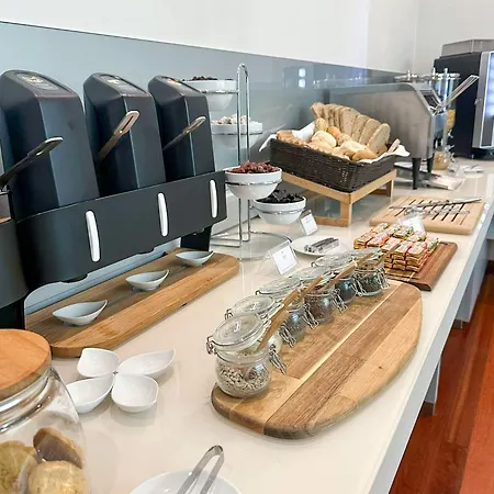 ホテル Ap Aeroporto Porto 4*