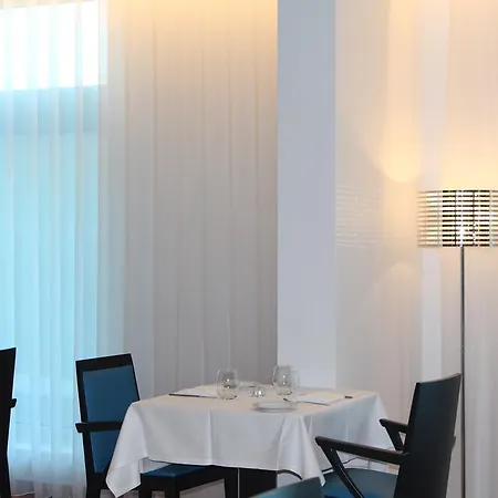 Opohotel Porto Aeroporto Hotel 4*