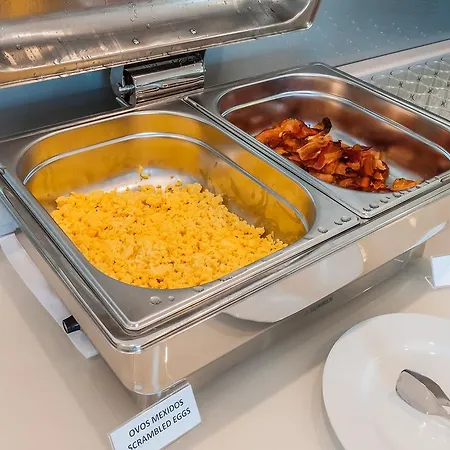 Ap Aeroporto Porto Hotel Maía