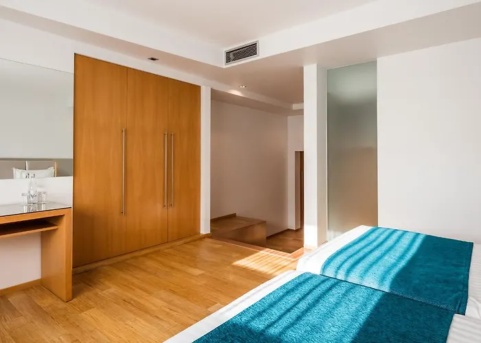 Ap Aeroporto Porto 4* Maía