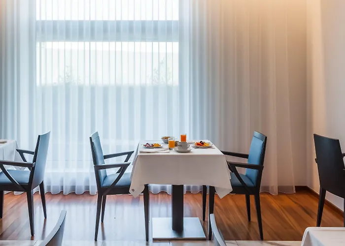 Hotel Ap Aeroporto Porto 4*