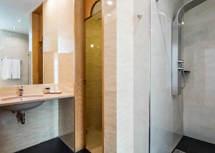 Ap Aeroporto Porto 4* Maya