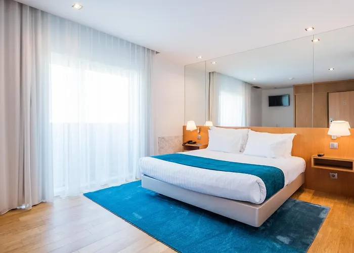 Ap Aeroporto Porto Hotel 4*