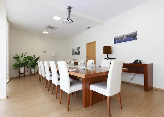 Ap Aeroporto Porto 4* Maya