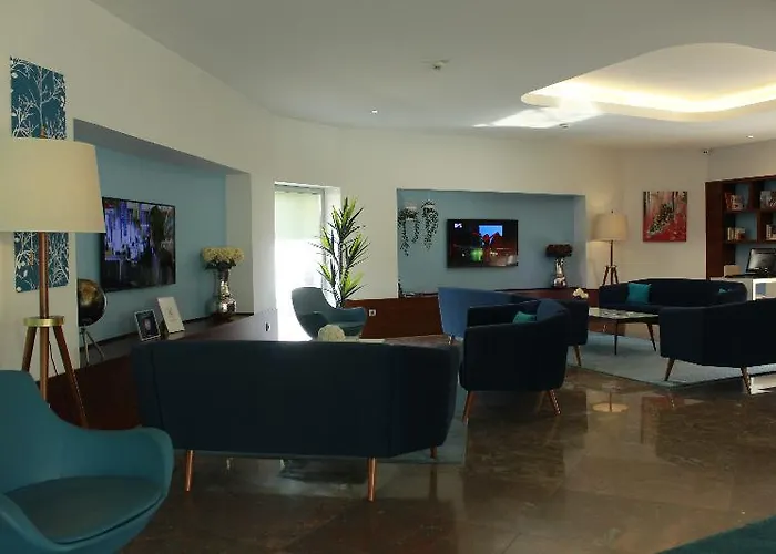 Ap Aeroporto Porto 4*