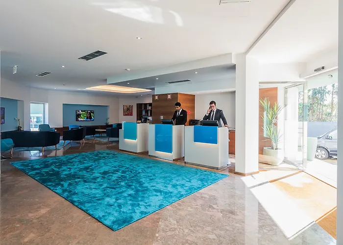 Ap Aeroporto Porto Hotel 4*